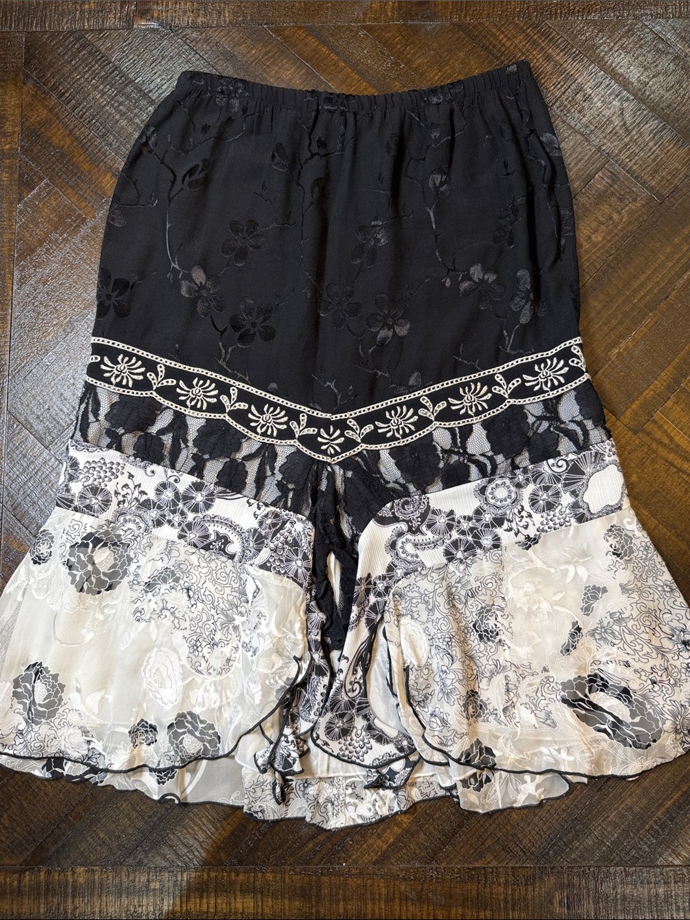 Spencer Alexis Silk Blend Patchwork Lace Fairycore Whimigoth Midi Skirt L
